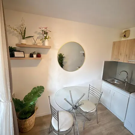 Paisible Fonctionnel Apartamento